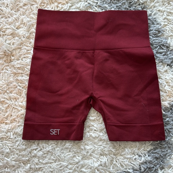 Set Active Maroon Set - Picture 5 of 6